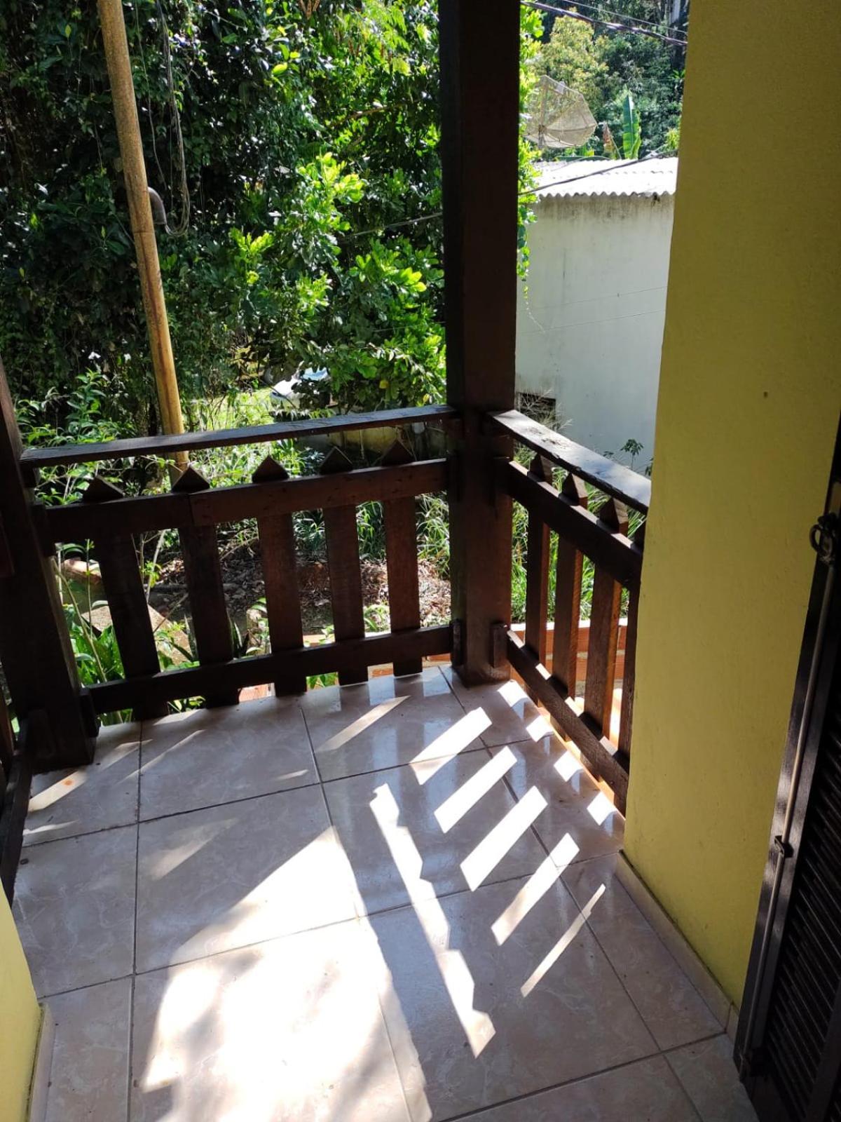 Cantinho Do Vale Bed & Breakfast